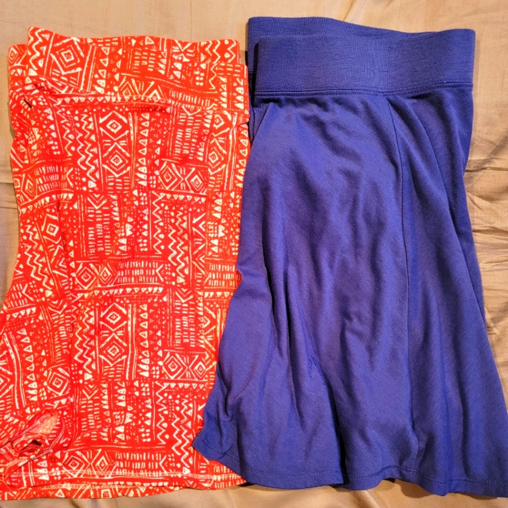 XL womens skirts.
